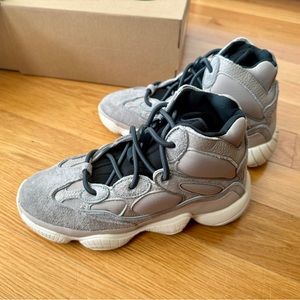Brand New Adidas Yeezy 500 High (Mist Stone)